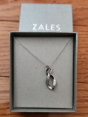 Zales Silver Twisted Loop Pendant Necklace with Accent Stones